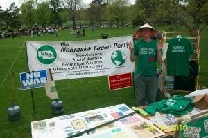 NebraskaGreenPartyBoothLincolnEarthDay2010APR24